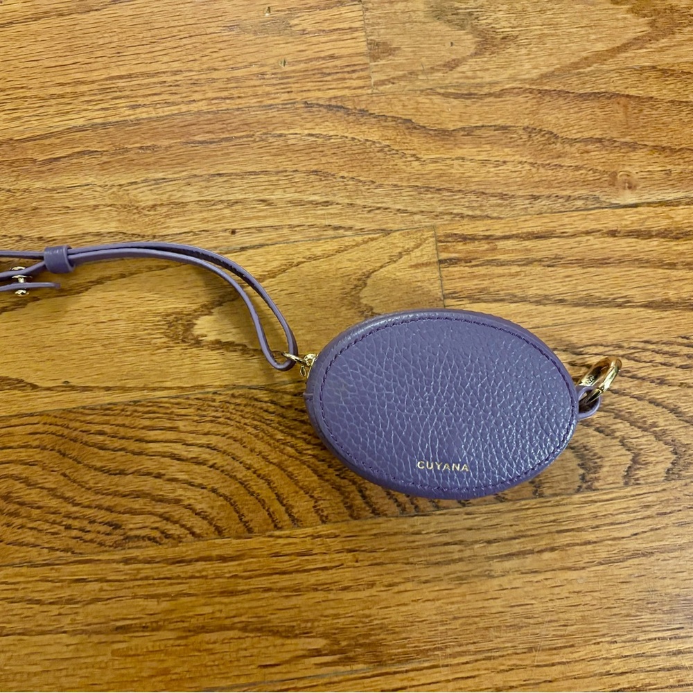 Cuyana Lavender Leather AirPod Case Key Chain